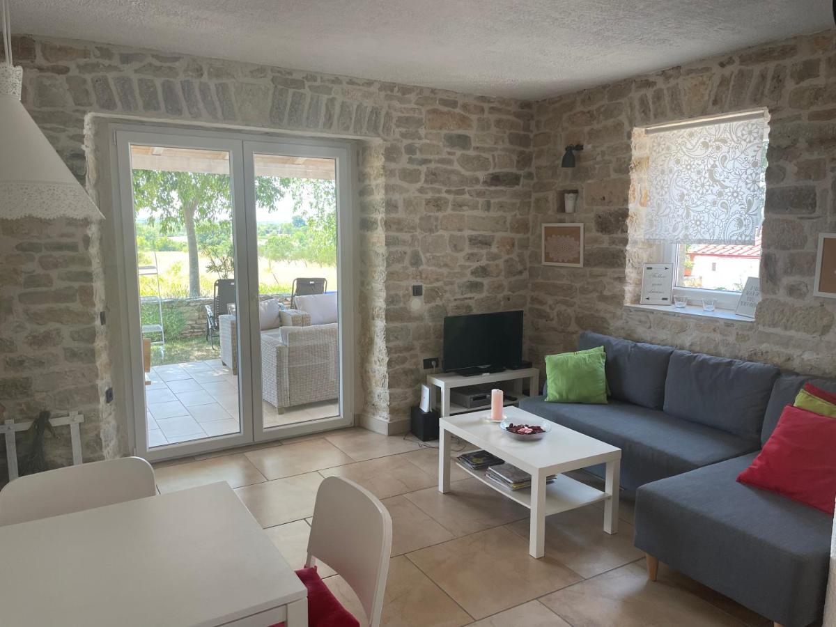 Holiday Home Toma Puljane Bagian luar foto