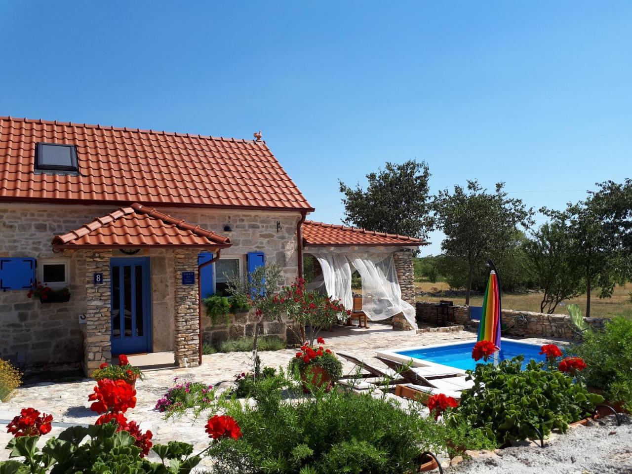 Holiday Home Toma Puljane Bagian luar foto